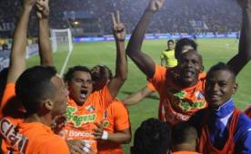 El empate 3-3 entre azules y ribereños ha sido uno de los mejores duelos en los últimos años en suelo catracho