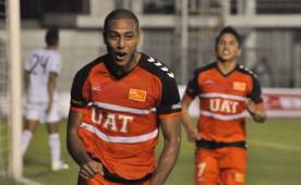 Eddie Hernández se está convirtiendo en uno de los referentes del Correcaminos donde ya marcó varios goles.