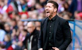Simeone prefirió no entrar en polémicas y explicó que el balón fue lanzado al campo por un recogepelotas. Foto EFE
