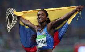 Ella es Caterine Ibarguen la atleta colombiana de salto largo, salto de altura y salto triple.