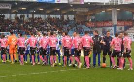 Anthony Lozano, con el dorsal 9, es titular con el Tenerife. (FOTO: Cortesía)