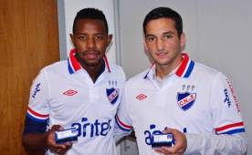 José Velásquez Colón tiene seis meses más de contrato con el Nacional de Uruguay.