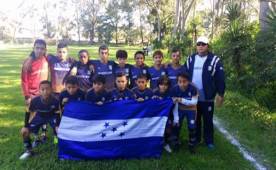 La Academia de Fútbol Pumas FC de San Pedro Sula no dejó a otro equipo ganar un trofeo; todo se lo trajeron los hondureños.