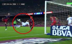 Así fue el espectacular gol de Karim Benzema ante el Barcelona.