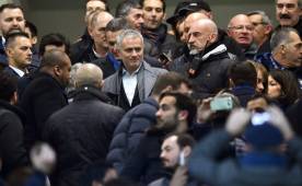 Mourinho actualmente se encuentra sin trabajo tras ser despedido en diciembre de 2015.