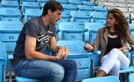 Diego Milito atendió amablemente a Icela Martínez, la periodista hondureña que colabora con Diario DIEZ en Argentina.