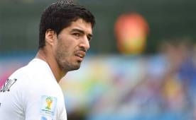 Luis Suárez podrá retornar a los entrenamientos y si Liverpool decide traspasarlo tiene el visto bueno de FIFA. Foto AFP