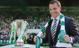 El entrenador Brendan Rodgers dirige al Celtic en su primera experiencia y la Federación de Inglaterra lo quiere como reemplazo de Roy Hugdson.