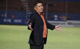 Elvin López pidió disculpas a la afición del Vida por no haber conseguido el triunfo ante Victoria que tanto anhelaban. Foto Samuel Zelaya