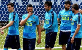 Pellé es el gran referente de Italia en la ofensiva italiana.