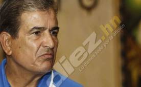 Jorge Luis Pinto fue claro al hablar de los detalles que debe cumplir Honduras para vencer a El Salvador.