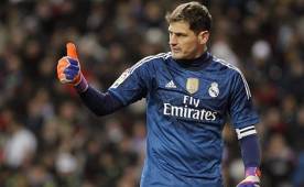 Casillas dejaría al Real Madrid tras 16 años defendiendo la camiseta merengue.