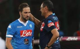 El delantero argentino Gonzalo Higuaín es la figura del Napoli de Italia.