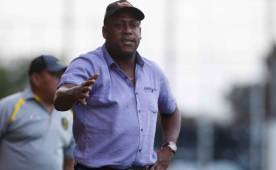 A nivel de medio ha sonado el nombre de Hernán Medford para el Real España.