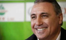 Stoichkov brilló con el Barcelona en la década de los noventas, época del 'Dream Team'.