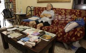 Chelato Uclés está delicado de salud, tiene problemas económicos.