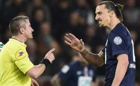 El canal de televisión francés respondió horas más tarde lamentando la postura de estos dos grandes clubes.