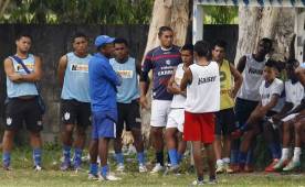 Luego de tres días de huelga, los jugadores del Victoria aceptaron el pago de cinco días de salario y se presentarán al duelo ante Marathón. Foto Javier Rosales