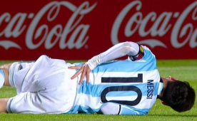 Así quedó Lionel tras recibir el golpe accidental de parte de Oliver Morazán.