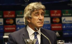 Manuel Pellegrini brindó conferencia de prensa en el Camp Nou. (Foto: EFE)
