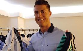 La línea 'CR7' vende desde ropa interior hasta calzado, inspirado y diseñado por el delantero portugués.