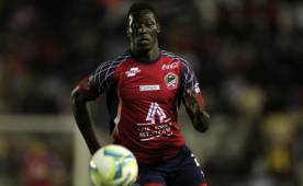 Orlindo Ayoví Caicedo de 29 años se vestirá de blanco para reforzar a Olimpia.