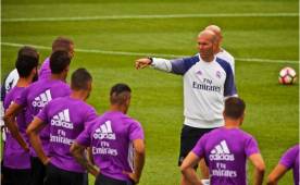 Zinedine Zidane se emplea a fondo para preparar una buena temporada con el Real Madrid.