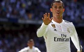 Cristiano Ronaldo tiene a tiro hacer historia con el Real Madrid hoy ante el Málaga.