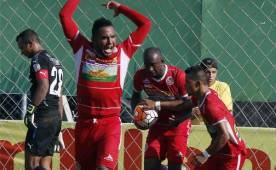 Real Sociedad cayó 2-1 en la ida de final ante Olimpia y está obligado a ganar al menos por un gol para obligar al alargue de la final en Honduras. Foto Delmer Martín