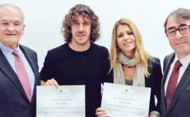 Puyol completó el curso asistiendo todos los lunes del último trimestre y logró su título de Director Deportivo.