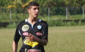 El jugador Lucas Catrini llegó en 2014 al Victoria y pasó sin pena ni gloria. Ahora el equipo hondureño tendrá que pagar 53 mil dólares al Temperley de Argentina.