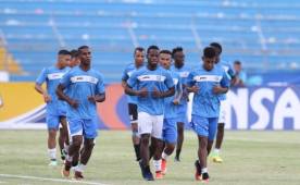 El entrenamiento de los jugadores de Honduras tras la victoria ante Canadá. Foto DIEZ.