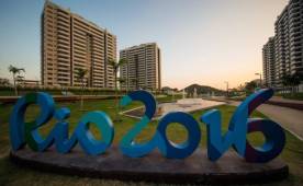 El jamaicano Usain Bolt logró el triple-triple de 100, 200 y 4x100.