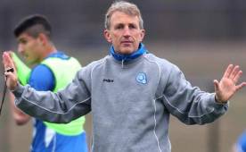 Roca únicamente ganó cinco partidos al frente de la selección de El Salvador. (Foto: Cortesía El Gráfico).