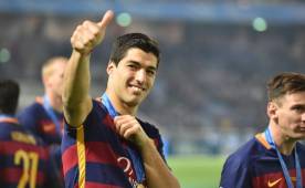Suárez se convirtió hoy en el primer futbolista que anota cinco goles en una misma edición del campeonato intercontinental en su formato actual.