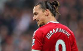 Ibrahimovic se molestó por la medida tomada por el club parisino para que pagara su deuda.