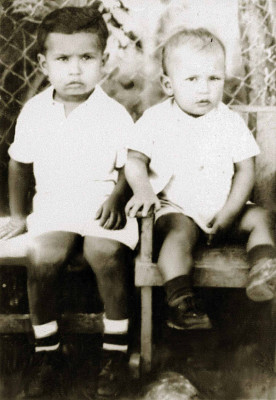 Hugo Chávez muere por un cáncer y termina una era en Venezuela.