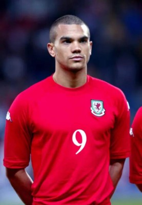 Pasó a ser millonario vendiendo relojes tras jugar con Cristiano Ronaldo y retirarse a los 24 años&nbsp;&nbsp;