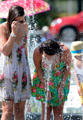 El calor hace desfallecer a los tenistas en el Open de Australia