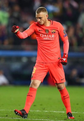 FICHAJES: PSG tienta a CR7; Madrid tiene nuevo delantero y pelea crack con el Barça