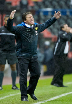 Jerry Palacios da un nuevo Aztecazo y elimina al América..