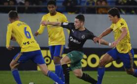 'Choco' ingresó de cambio a mediados del primer tiempo y no pudo colaborar con goles al triunfo del Cádiz, aunque sí hizo un trabajo de sacrificio en ataque.