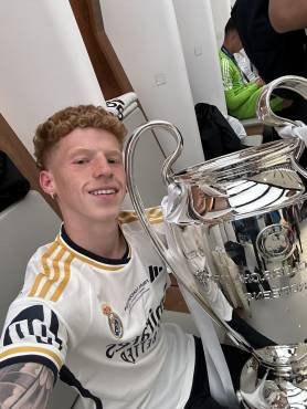 En España se popularizó por ser el amuleto del Real Madrid en la Champions.