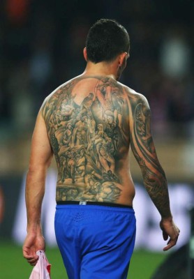 FOTOS: Messi y otros jugadores adictos a los tatuajes ¡qué raros!