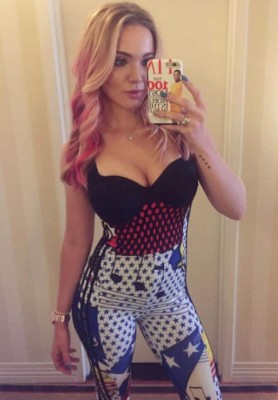 Conocé a Emily Rogawski, la fanática del Chelsea que tiene enamorada a la Premier Legue