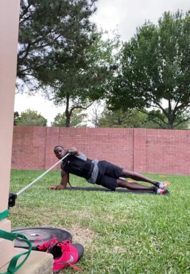 Así es la disciplina de Maynor Figueroa con sus entrenamientos durante la cuarentena