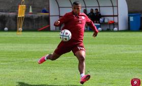El volante hondureño Rigoberto Rivas en uno de sus entrenamientos con el Reggina.