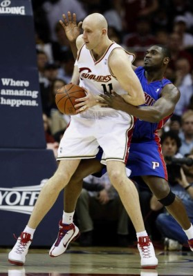 Los basquetbolistas más altos en la historia de la NBA