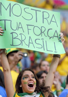 Las mejores imágenes del ambiente previo al juego Brasil vs Holanda.