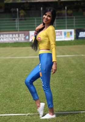 ¡Linda semifinal! Chicas y ambientazo en la ida de la llave Guastatoya-Antigua